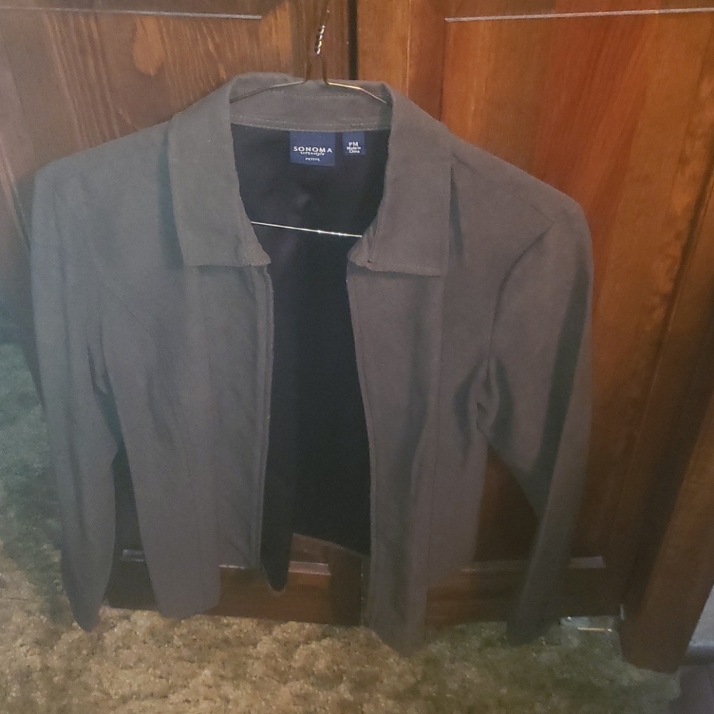 Light weight jacket